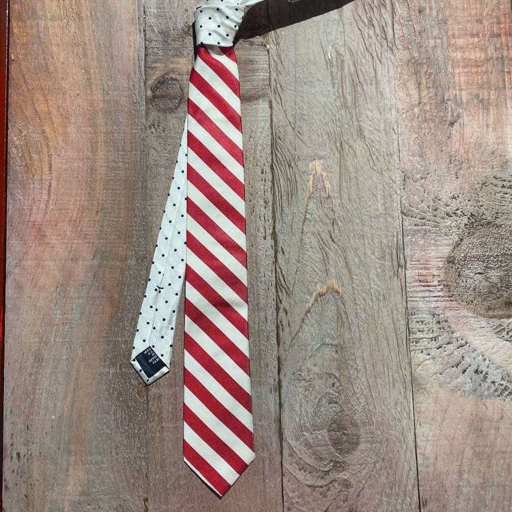 Red and white stripe Social Primer tie